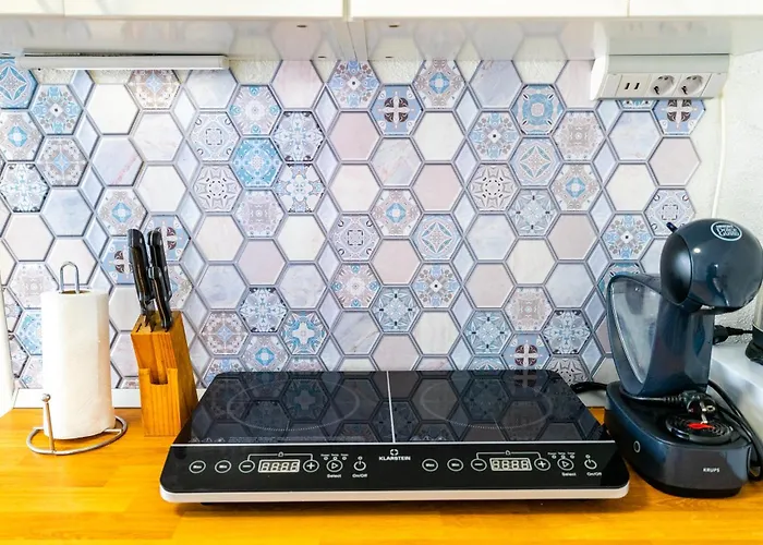 Charming 5 Min Walk From Old Town *