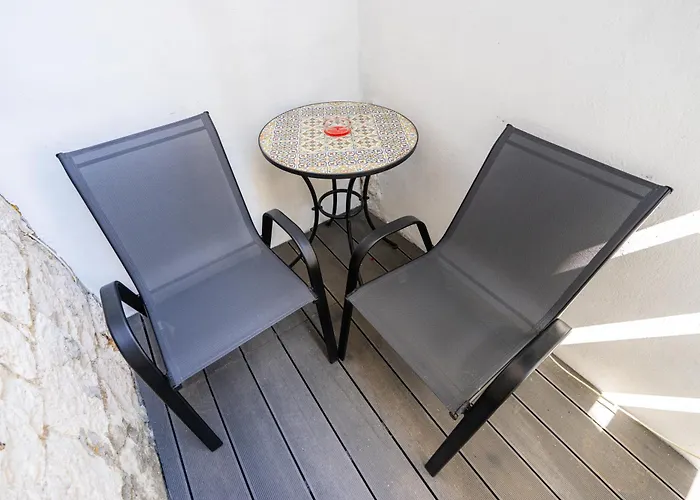 Charming 5 Min Walk From Old Town Apartamento Split