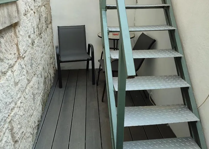 Apartamento Charming 5 Min Walk From Old Town *