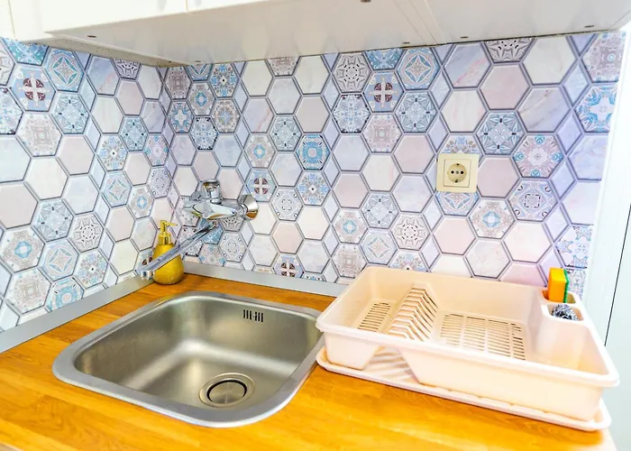 Charming 5 Min Walk From Old Town *